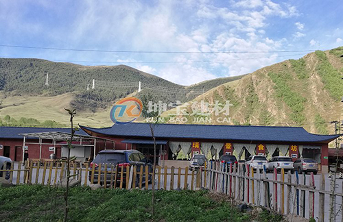 瑞景食坊合成树脂瓦屋面工程完工